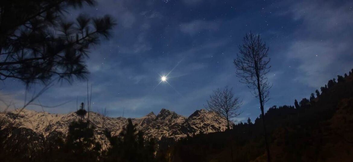 Venus & Kritika star cluster, this evening shot from Palchan, Manali